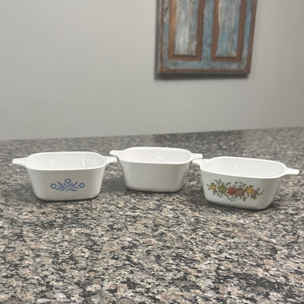 Corningware 2 3/4 cup Baking Dish set blue flower spice of life white EUC
